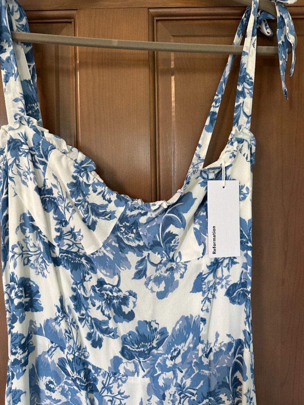 ~~NWT~~Reformation Nikita Dress in Olympia Blue Floral Toile - Picture 5 of 11